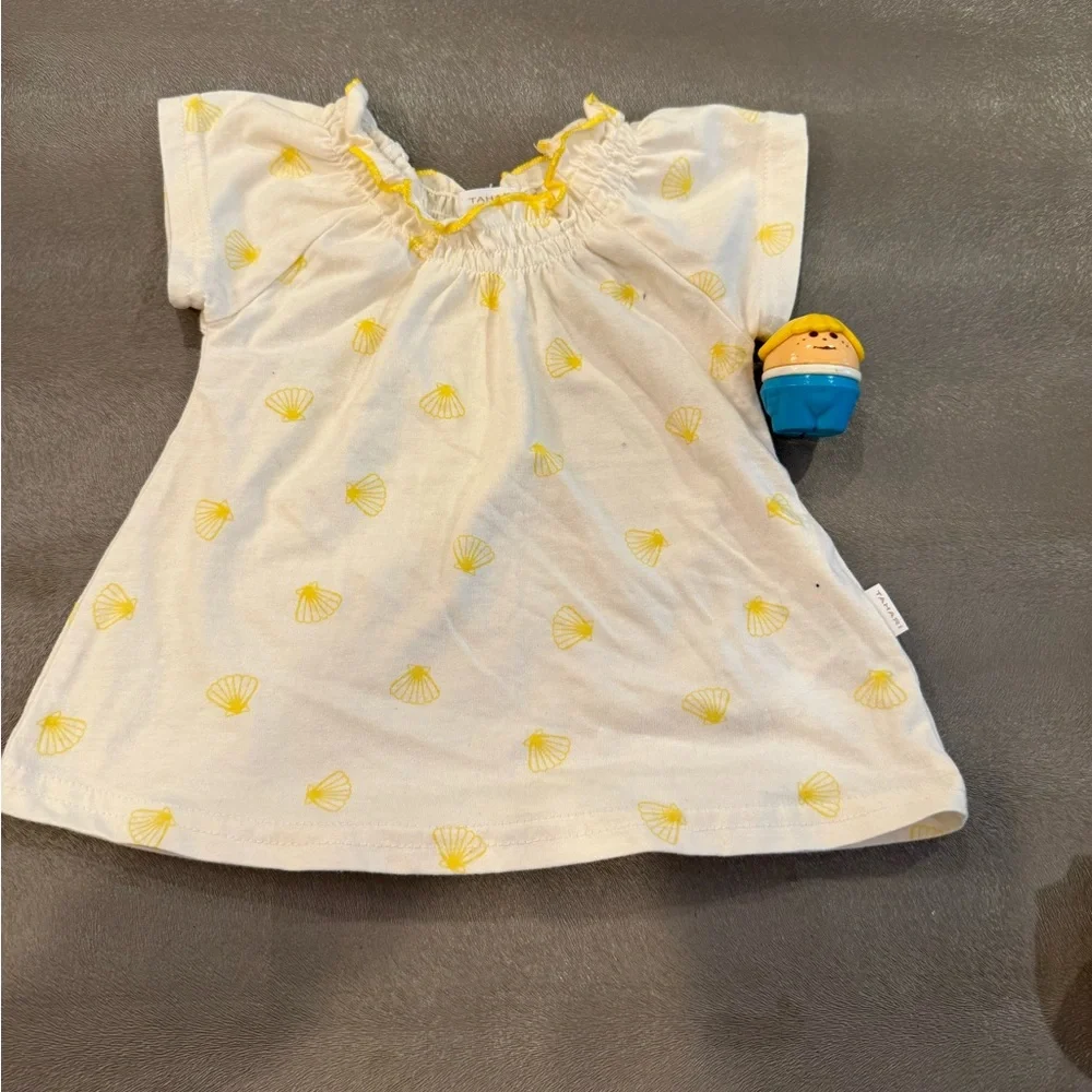 Tahari baby Yellow and Blue Kids Outfit. Size 12 months